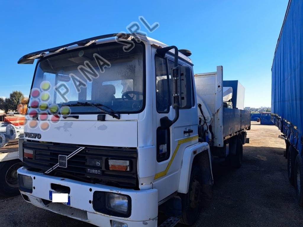 VOLVO FL 6 Turbo (Categoria: Camion Gru)